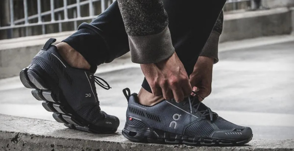 Sepatu Olahraga